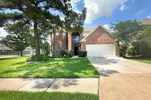 12114 Saybrook Point Ln, Tomball, TX 77375 - Photo 1