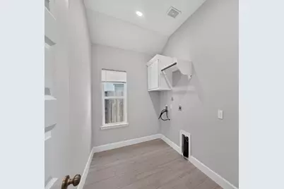 7559 Pemberley Court, Katy, TX 77493 - Photo 8