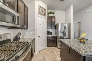 125 Highland Pr Wy, Waller, TX 77484 - Photo 6