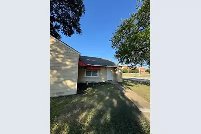 1101 E 30th Street, Bryan, TX 77802 - Photo 2