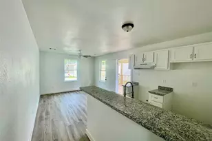 3510 Fox Dr, Baytown, TX 77521 - Photo 2