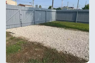 2828 Church Street #dwnrr, Galveston, TX 77550 - Photo 12