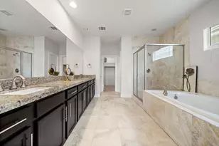 9517 Cedarpost Square St, Houston, TX 77055 - Photo 12