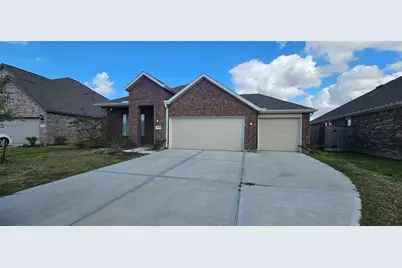 9534 Meghan Heights Drive, Baytown, TX 77521 - Photo 2