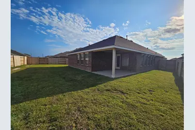 9534 Meghan Heights Drive, Baytown, TX 77521 - Photo 16