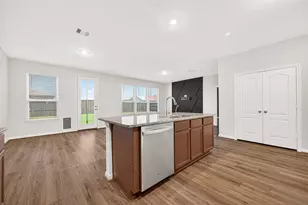 12602 Blue Jay Cove Ln, Houston, TX 77044 - Photo 10