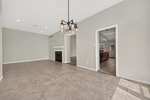 15418 Park Glen Dr, Sugar Land, TX 77498 - Photo 10