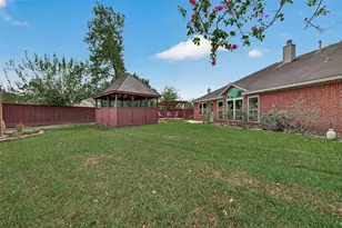 15418 Park Glen Dr, Sugar Land, TX 77498 - Photo 38