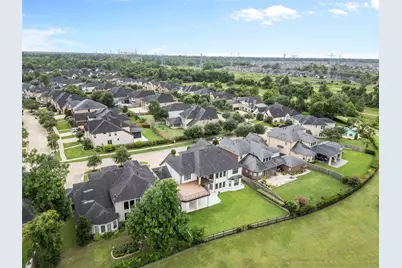 5218 Limestone Hill Lane, Sugar Land, TX 77479 - Photo 48