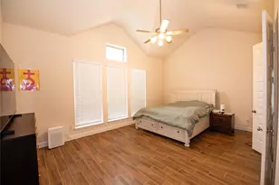 19211 Belmont Stakes Wy, Tomball, TX 77377 - Photo 16