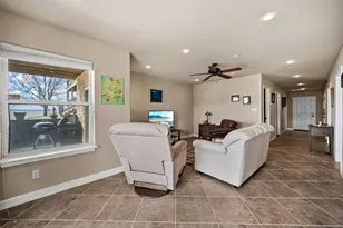 507 W Lake Shore Dr, Livingston, TX 77351 - Photo 36