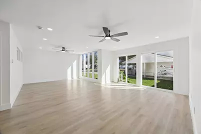 212 N Forrest Avenue, La Porte, TX 77571 - Photo 6