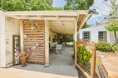 212 S Pine Street, Tomball, TX 77375 - Photo 34