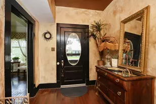 212 S Pine St, Tomball, TX 77375 - Photo 8