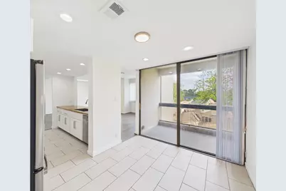 49 Briar Hollow Lane #304, Houston, TX 77027 - Photo 18