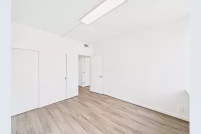 49 Briar Hollow Lane #304, Houston, TX 77027 - Photo 24