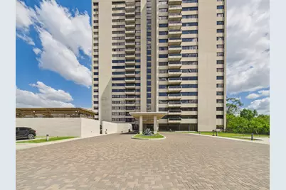 49 Briar Hollow Lane #304, Houston, TX 77027 - Photo 42