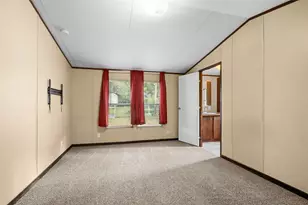 12607 Royal Green Dr, Conroe, TX 77303 - Photo 10