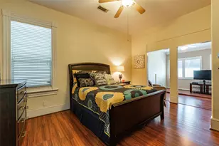 2809 Bernardo De Galvez Ave, Galveston, TX 77550 - Photo 14