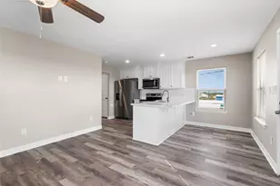 511 Caisson St, Surfside Beach, TX 77541 - Photo 6