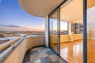 3525 Sage Road #1409, Houston, TX 77056 - Photo 2