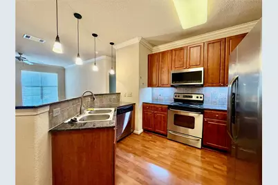 1711 Old Spanish Trail #407, Houston, TX 77054 - Photo 12