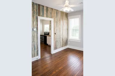 2627 Avenue K #2, Galveston, TX 77550 - Photo 4