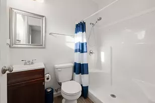 805 E Mulberry Ave, Wharton, TX 77488 - Photo 10