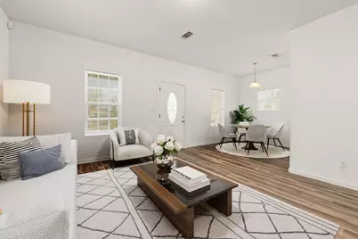 805 E Mulberry Avenue, Wharton, TX 77488 - Photo 4