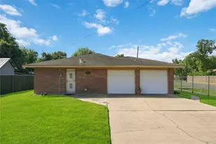 6202 Crane St, Houston, TX 77026 - Photo 2