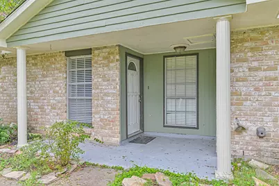 501 Bellmar Lane, Friendswood, TX 77546 - Photo 2