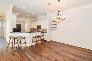 5208 Blossom St, Houston, TX 77007 - Photo 8
