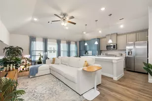 2002 Groveland Glen Dr, Houston, TX 77051 - Photo 2