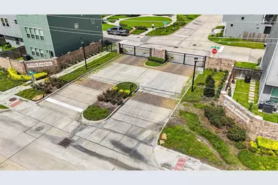 2002 Groveland Glen Drive, Houston, TX 77051 - Photo 6