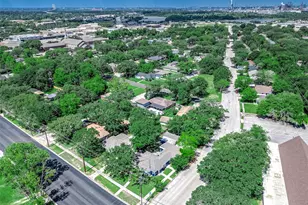 611 N Pruett St, Baytown, TX 77520 - Photo 46