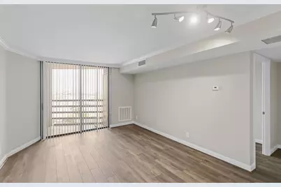 3525 Sage Road #1212, Houston, TX 77056 - Photo 4