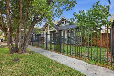 3308 Yupon Street, Houston, TX 77006 - Photo 8