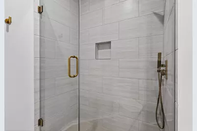 2 Argonne Place, The Woodlands, TX 77382 - Photo 34