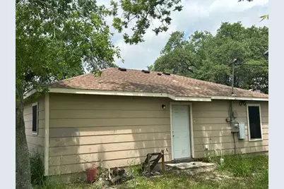 453 N McCampbell Street, Aransas Pass, TX 78336 - Photo 8