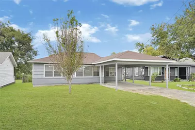 4215 East Lane, Houston, TX 77026 - Photo 2