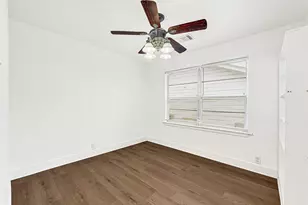 4215 East Ln, Houston, TX 77026 - Photo 8