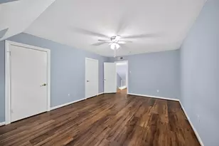 5231 Arboles Dr, Houston, TX 77035 - Photo 16