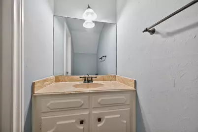 5231 Arboles Drive, Houston, TX 77035 - Photo 14