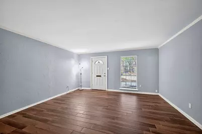 5231 Arboles Drive, Houston, TX 77035 - Photo 4