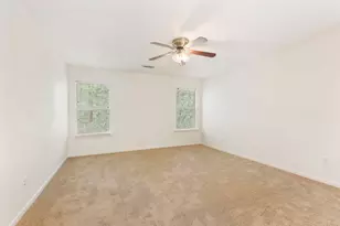 19 Endor Forest Pl, The Woodlands, TX 77382 - Photo 18