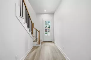 8019 Grandview St, Houston, TX 77051 - Photo 4