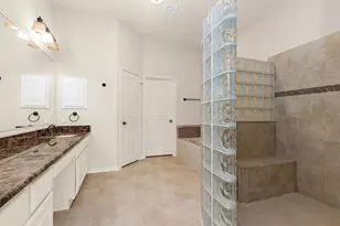 3347 Torrey Pines Dr, Montgomery, TX 77356 - Photo 12