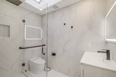 451 Brown Saddle Street, Houston, TX 77057 - Photo 24
