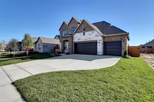 2822 Sapphire Hls Dr, Iowa Colony, TX 77583 - Photo 2