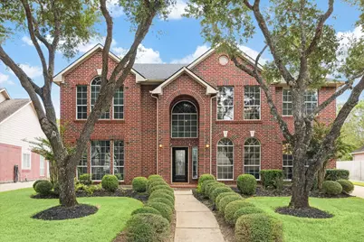 1823 Misty Oaks Lane, Sugar Land, TX 77479 - Photo 2